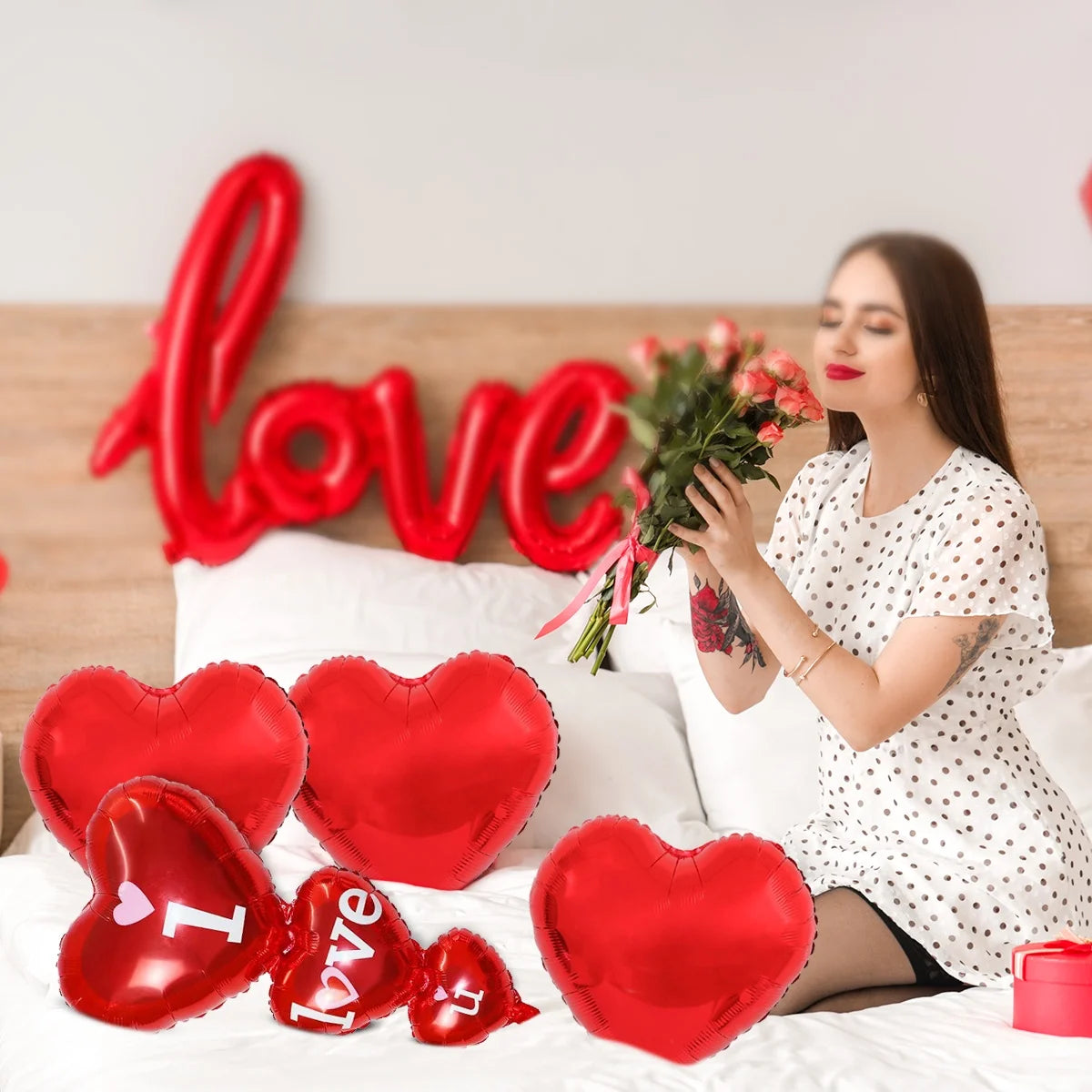 Heart-Shaped Balloons for Valentine's Day - Romantic 15-Piece Decoration Set for Anniversaries and Proposals, 33" Red Balloons